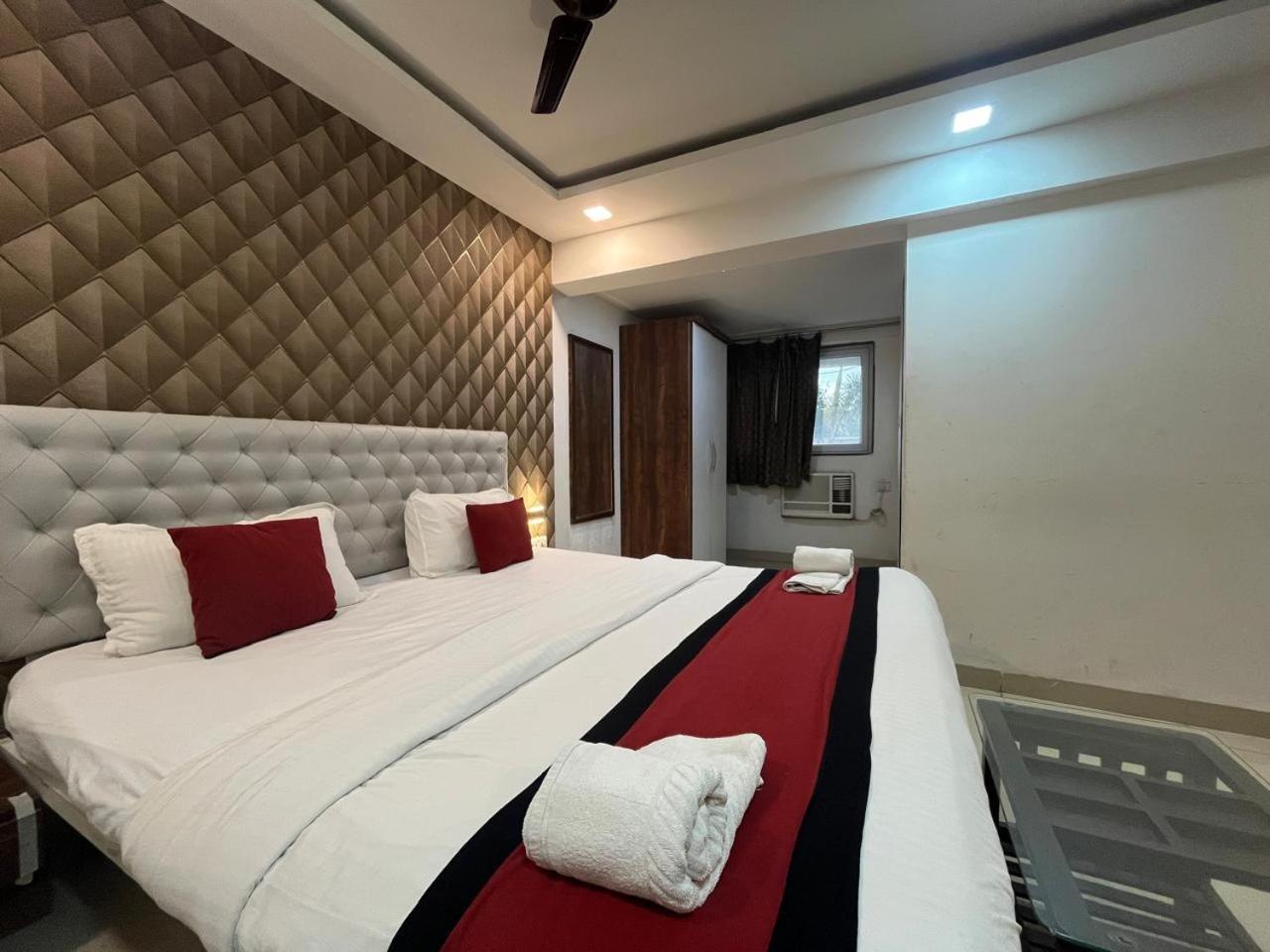 Arsh Executive Inn Dive Екстер'єр фото
