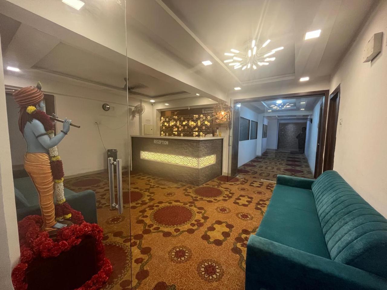 Arsh Executive Inn Dive Екстер'єр фото